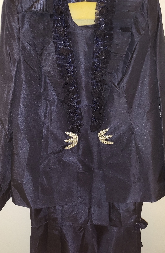 NEW Women's Blue Dress suit size 16